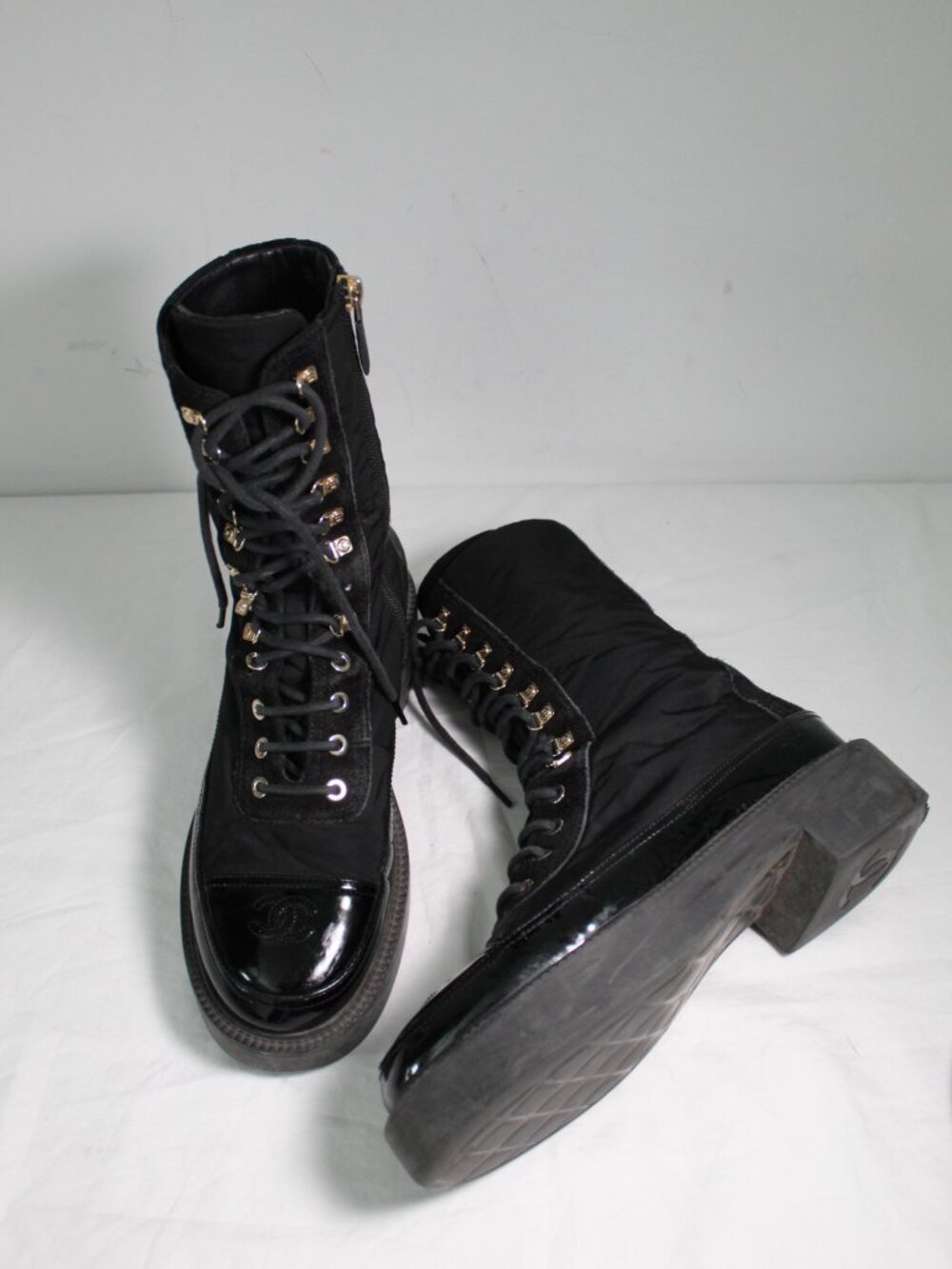 Chanel CC Patent Toe Cap Combat Booties Boots Flats Hi Top Black Side Zip 39.5